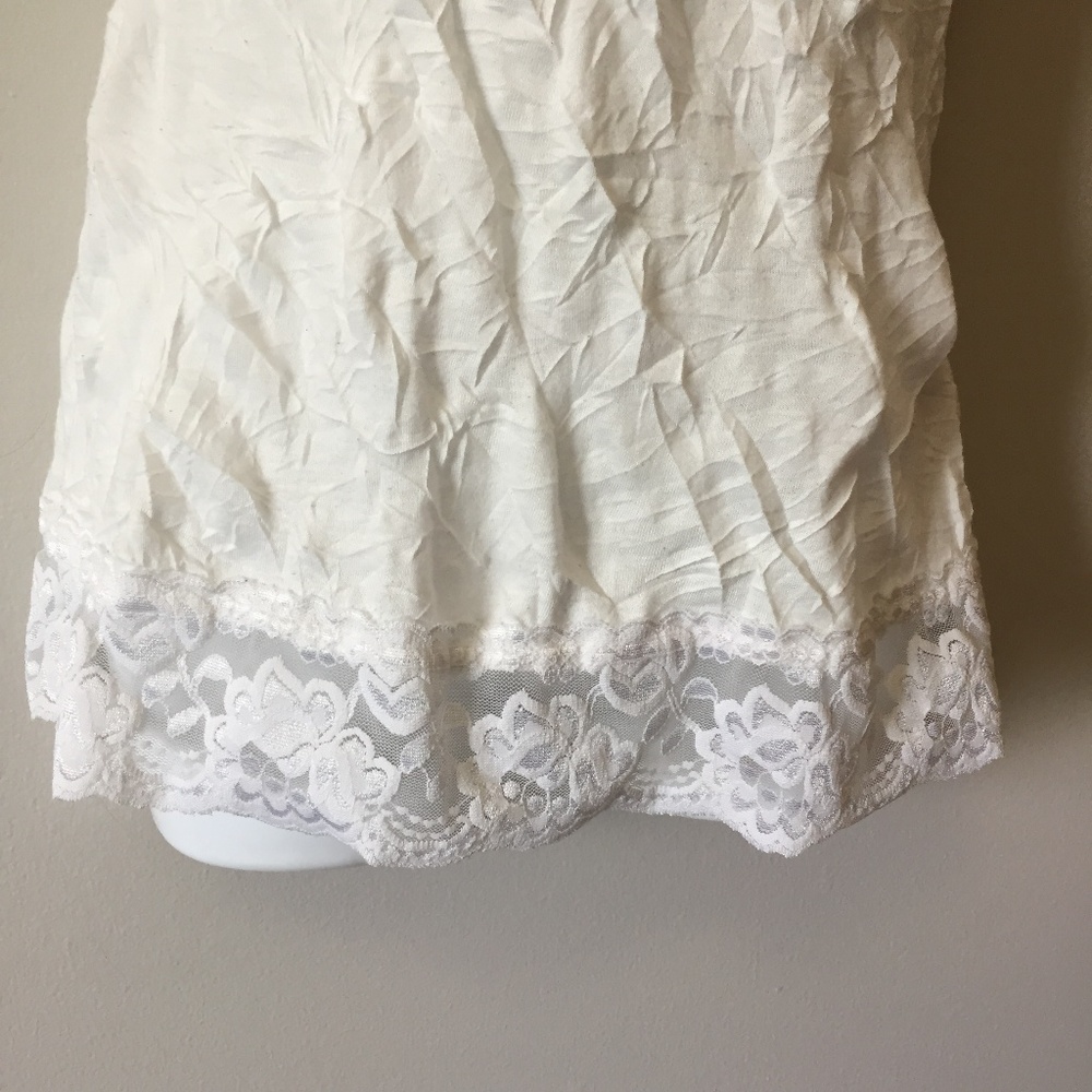 Maurices White Crinkled Lace Camisole - Picture 5 of 6